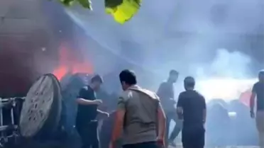 Kızıltepe'de Elektrik Dükkanında Yangın