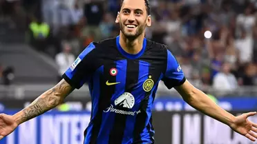 Yılın transferi duyuruldu! Hakan Çalhanoğlu ''Geliyorum'' dedi