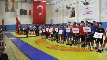 Kula'da Türkiye Güreş Şampiyonası