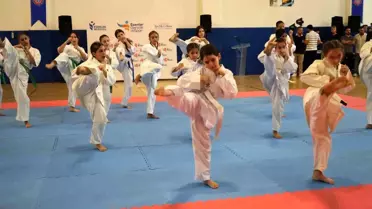 Esenler Belediyesi Yaz Spor Okulları Kapanış Programı Düzenledi