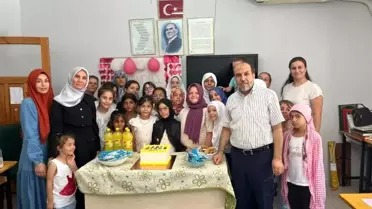 Kur'an Kursu Öğrencilerine Belge Takdimi