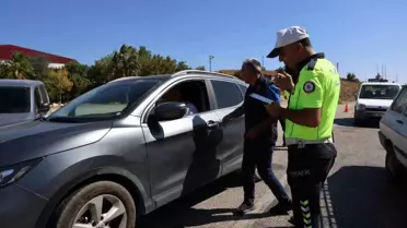 Kozan'da 50 Dereceye Rağmen Polis Denetimlerine Devam Ediyor