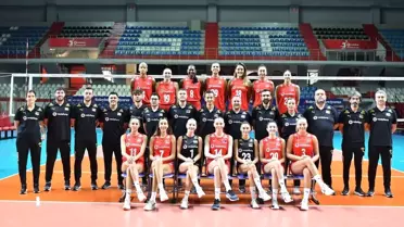 A Milli Kadın Voleybol Takımı Kadrosu Açıkladı