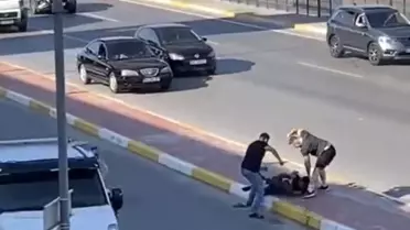 Sakarya'da Trafikte Kavga: Çekiç ve Sopalar Kullanıldı