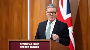 Starmer'dan İsrail'e Kısıtlamaları Kaldırma Çağrısı