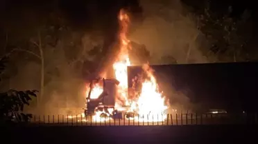 Adana'da Otoyolda Tır Yangını