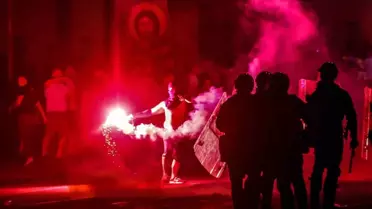 Sırbistan'da Hükümet Karşıtı Protestolar Sürediyor