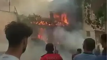 Denizli'de Tek Katlı Evde Yangın Çıktı