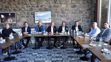 Gazi Kars Eğitim Vakfı Basınla Buluştu