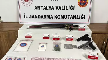 Antalya'da Uyuşturucu ve Silah Baskını