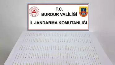 Burdur'da 60 milyon TL değerinde 201 tüp kobra yılanı zehri ele geçirildi