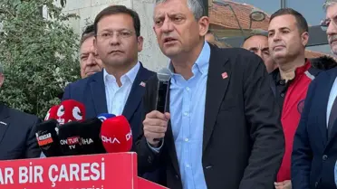 Özgür Özel, ziyarete gittiği ilçede depreme yakalandı