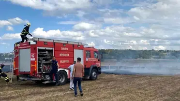 Kaynarca'da Anız Yangını Söndürüldü