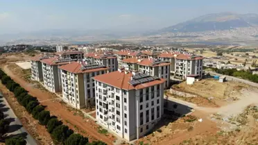 Selçuk Bayraktar Depremzedeleri Sevindirdi
