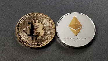 Bitcoin ve Ethereum ETF'leri tarihi çıkışlar yaşıyor