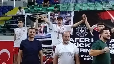 Niğde Kick Boks Takımı'ndan Büyük Başarı