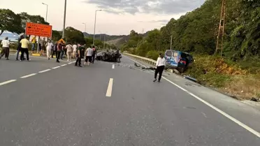 Zonguldak'ta Jandarma Aracına Çarpan Tofaş Otomobilin Sürücüsü Ağır Yaralandı