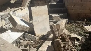 Duvarın Altında Kalan Cuma Damar Hayatını Kaybetti