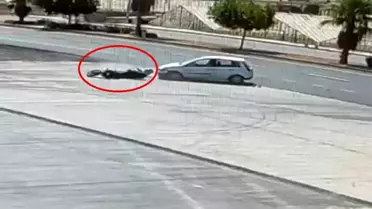 Antalya'da Motosiklet Kazası: 1 Yaralı
