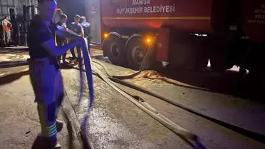 Turgutlu'da Kereste İşletmesinde Yangın