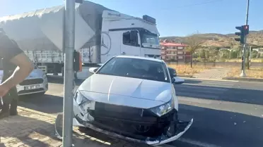 Bingöl'de Trafik Kazası: 1 Yaralı
