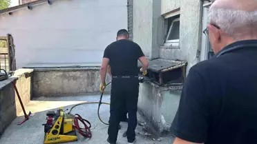 Karabük'te Mahsur Kedi Kurtarıldı