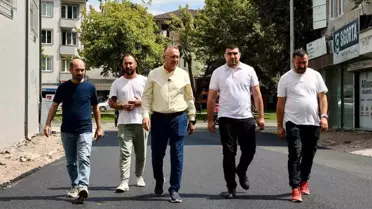 Adapazarı'nda 'Mahallemi Güzelleştiriyorum' Projesi Devam Ediyor