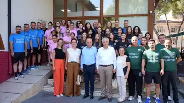 Turgutlu'da Kadın Basketbol ve Voleybol Takımlarına Moral Kahvaltısı