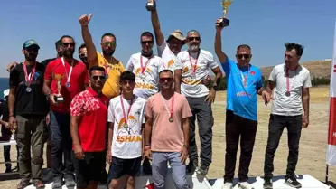 Elazığ Yamaç Paraşütü Şampiyonu