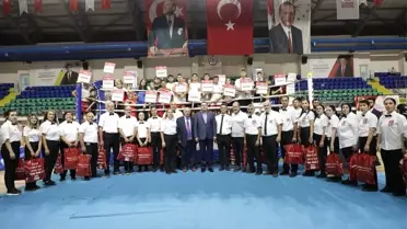 Kütahya Belediyespor, Zafer Kupası'nda Yıldızlar Kategorisinde Şampiyon Oldu