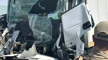 Diyarbakır'da Tır Kazası: Sürücü Hayatını Kaybetti