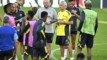 Fenerbahçe Benfica ile Play-off Maçında