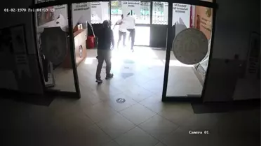 İsteği reddedilen veli bıçakla saldırdı