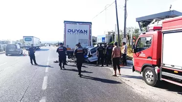 Turgutlu'da trafik kazası: 2 kardeş hayatını kaybetti