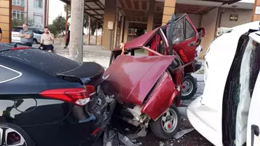 Balıkesir'de Zincirleme Kaza: 1 Yaralı