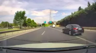 İstanbul'da Trafik Magandası Küfür ve Hakaret Savurdu