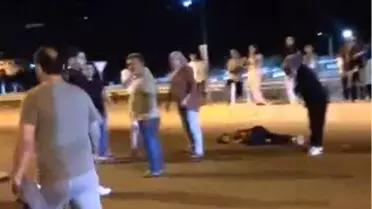 Yolculuk Korkutucu Bitti: Anne ve Kızı Yaralandı