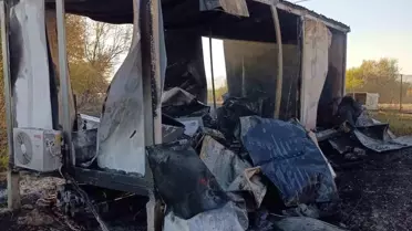 Muş'ta Tarihi Murat Köprüsü Kırasındaki Yangın 30 Dönümlük Alanı Kül Etti