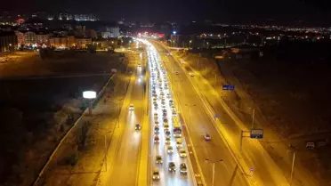 Kırıkkale'de Hafta Sonu Trafik Yoğunluğu
