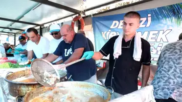 Aliağa'da Balık Av Sezonu Balık Ekmek Festivali ile Açıldı