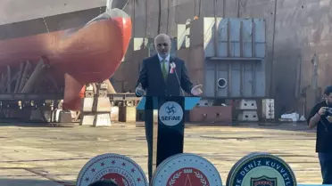 MİLGEM Projesi'nde TCG İçel Denize İndirildi