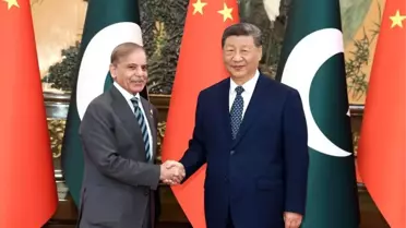 Xi Jinping, Pakistan Başbakanı ile Görüştü