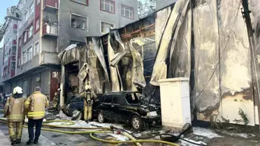 Bağcılar'da Oto Tamirci Yangını