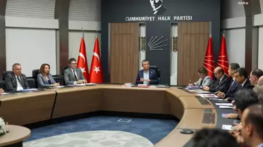 CHP İstanbul Yönetimi Görevden Alındı