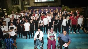 'Yılın spor insanı' eski futbolcu Mesut Özil seçildi