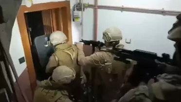 Dolandırıcılara Baskın: 89 Gözaltı