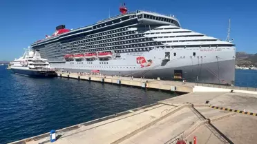 Bodrum'a İki Kruvaziyer Gemisi Geldi