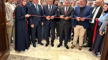 Kutsal Emanetler Sergisi İzmir'de Açıldı