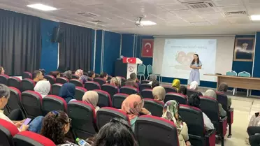 Osmaniye'de Koruyucu Aile Bilgilendirme Toplantısı