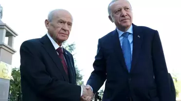 Cumhurbaşkanı Recep Tayyip Erdoğan, MHP Genel Başkanı Devlet Bahçeli ile Beştepe'de bulunan konutunda bir araya geldi.